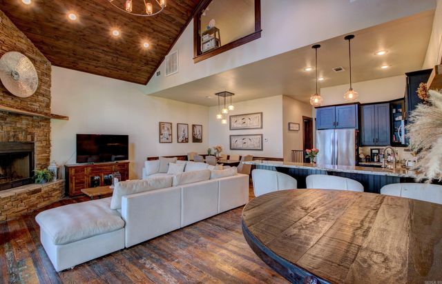 30 Cedar Street, Higden, AR 72067