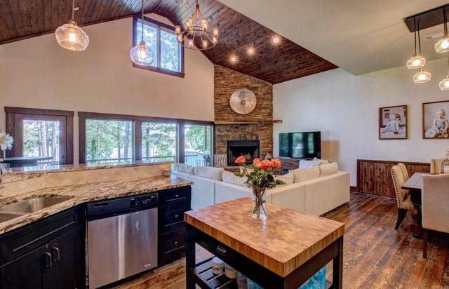 30 Cedar Street, Higden, AR 72067