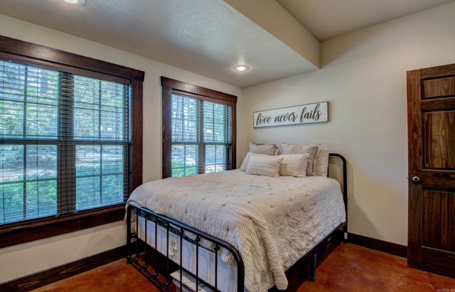 30 Cedar Street, Higden, AR 72067