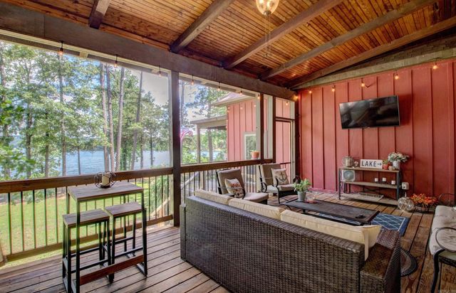 30 Cedar Street, Higden, AR 72067