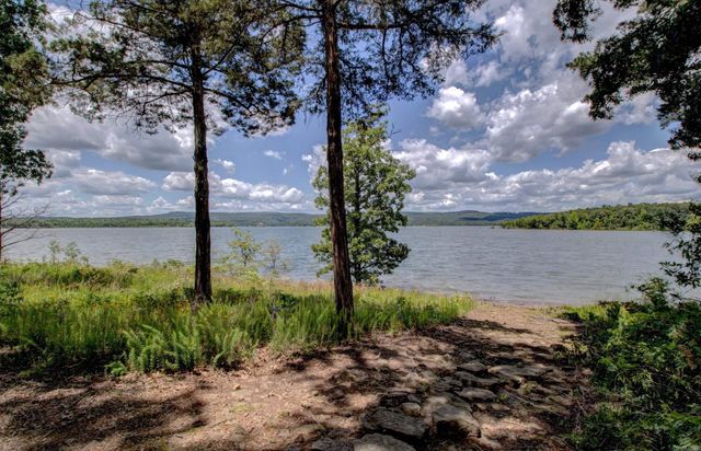 30 Cedar Street, Higden, AR 72067