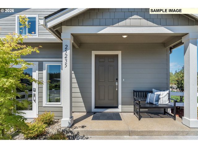 5754 Bainbridge Rd, Eugene, OR 97402