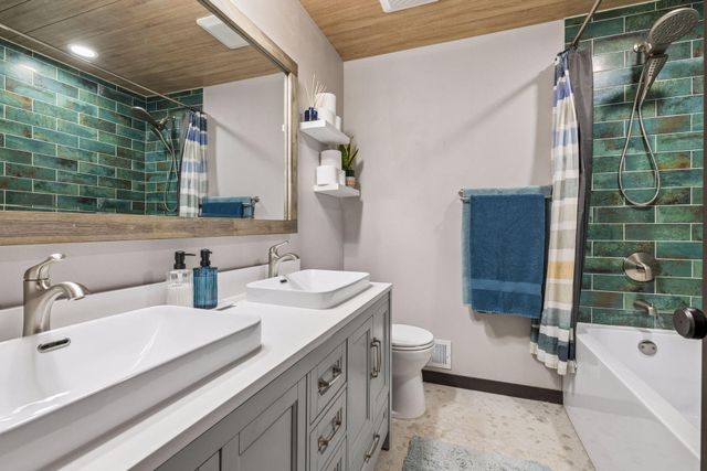 8330 Heather Avenue, Eden Prairie, MN 55347