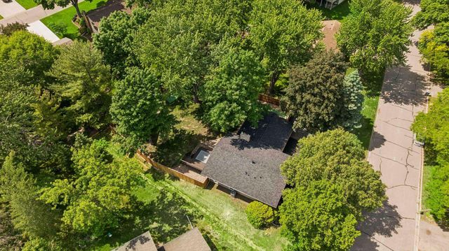 8330 Heather Avenue, Eden Prairie, MN 55347