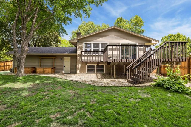 8330 Heather Avenue, Eden Prairie, MN 55347