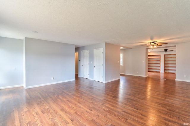 215 E Sycamore Street, Dale, IN 47523