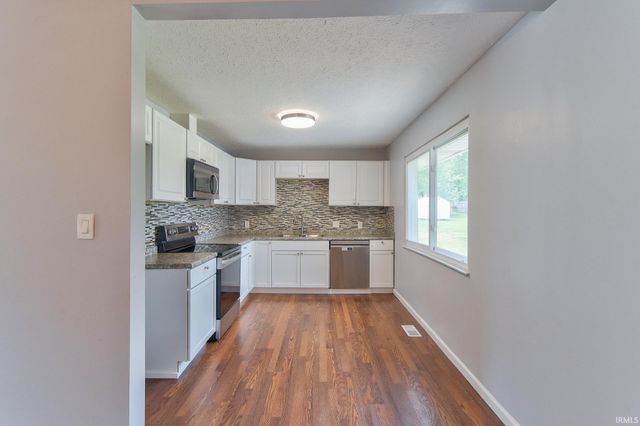 215 E Sycamore Street, Dale, IN 47523