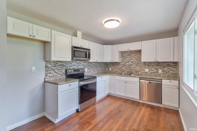 215 E Sycamore Street, Dale, IN 47523