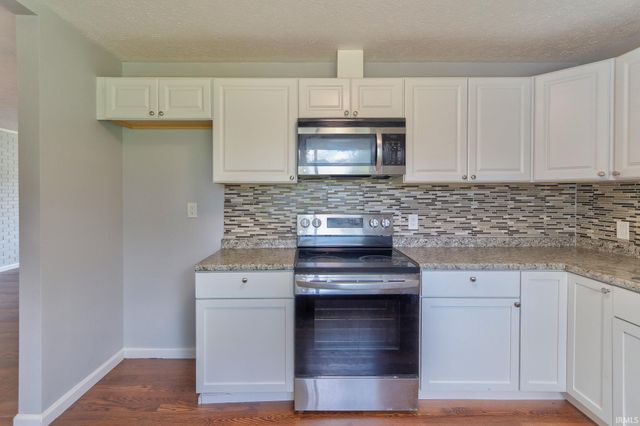 215 E Sycamore Street, Dale, IN 47523