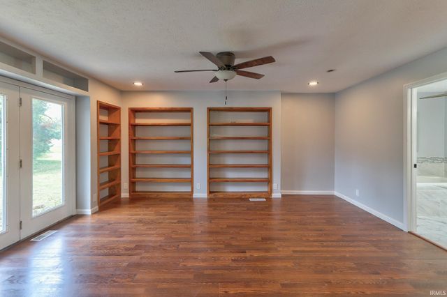 215 E Sycamore Street, Dale, IN 47523