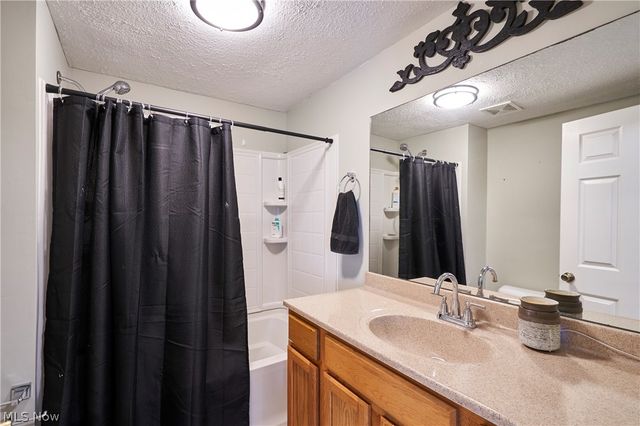 8742 Rohrer Road, Orrville, OH 44667