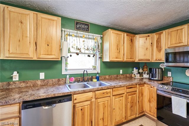 8742 Rohrer Road, Orrville, OH 44667