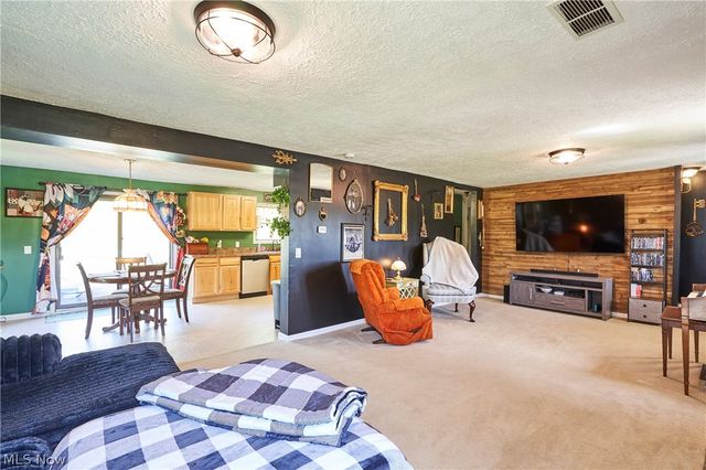 8742 Rohrer Road, Orrville, OH 44667