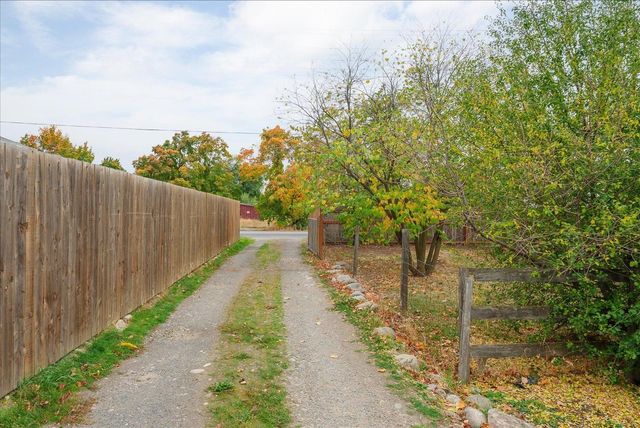 13401 E Valleyway Ave, Spokane Valley, WA 99216
