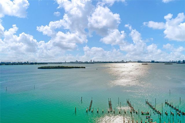 11111 Biscayne Blvd 11A, Miami, FL 33181
