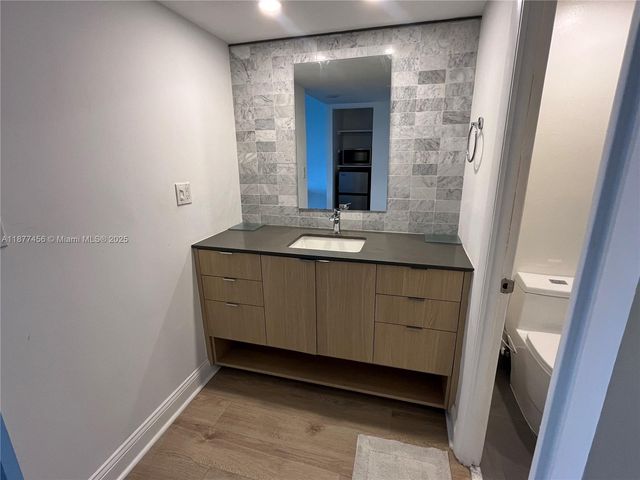 11111 Biscayne Blvd 11A, Miami, FL 33181