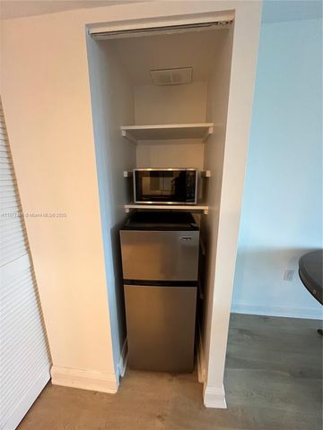 11111 Biscayne Blvd 11A, Miami, FL 33181