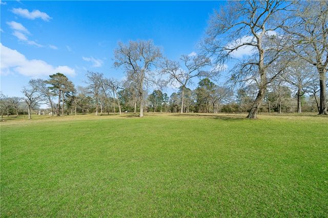 22349 FM 359 Road, Hempstead, TX 77445
