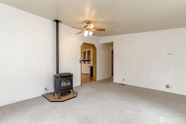 19110 101st Avenue E, Puyallup, WA 98375