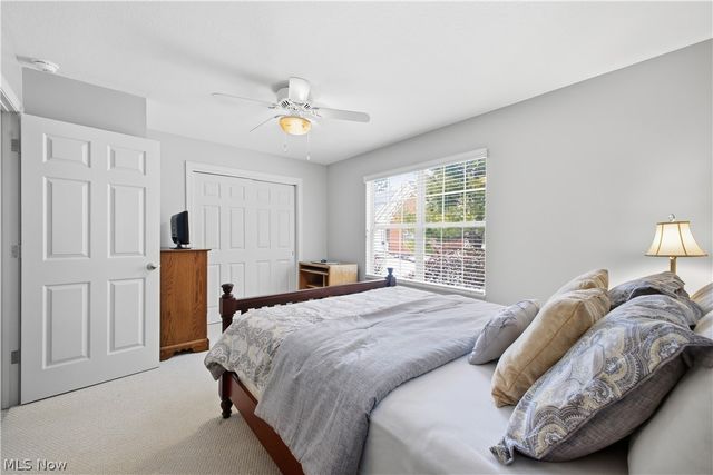 246 Village Court, Columbiana, OH 44408