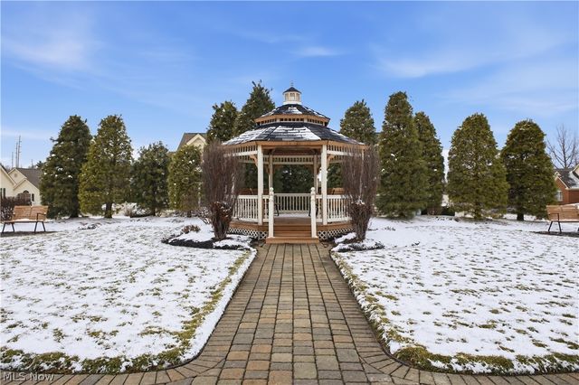 246 Village Court, Columbiana, OH 44408