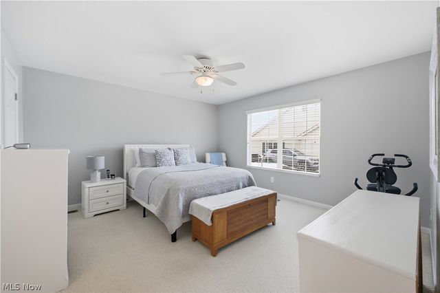 246 Village Court, Columbiana, OH 44408