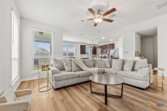 918 James Parker Circle, Killeen, TX 76542