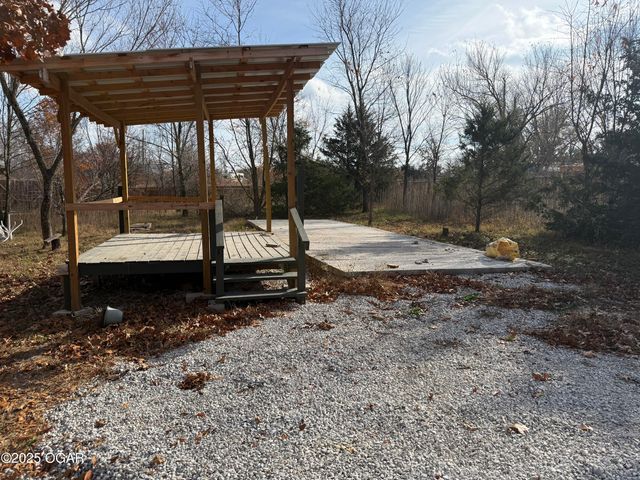 11836 Olsen Lane, Neosho, MO 64850