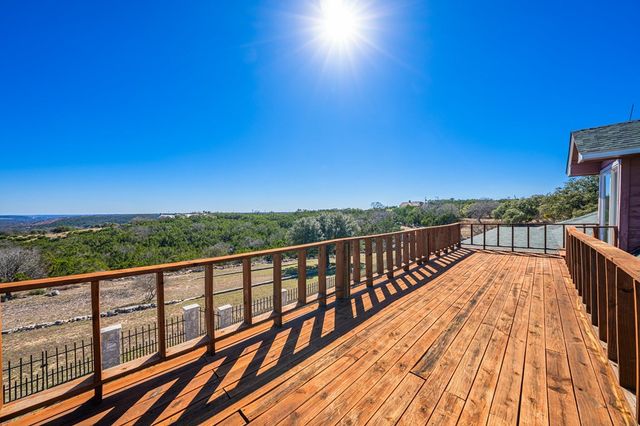 114 Wildridge, Kerrville, TX 78028
