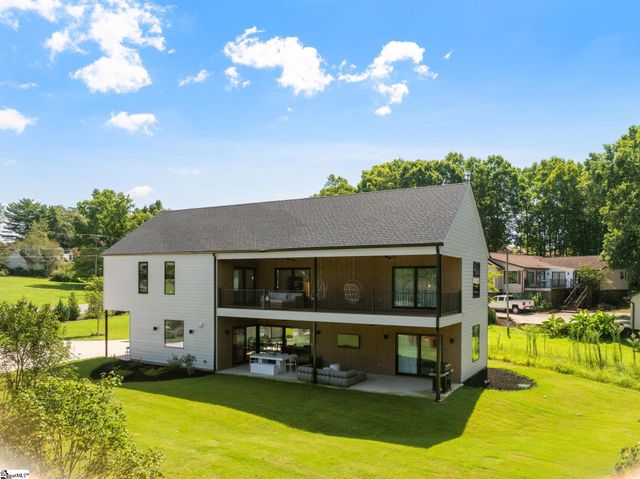 460 Enoree Road, Travelers Rest, SC 29690