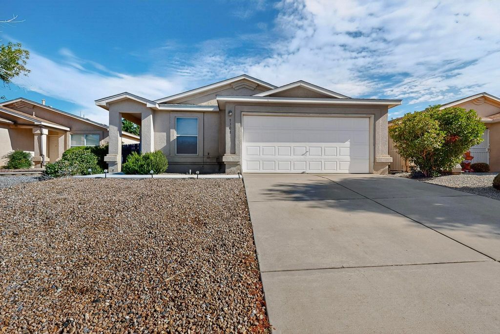 5301 TERRA FORTE Road NW, Albuquerque, NM 87114
