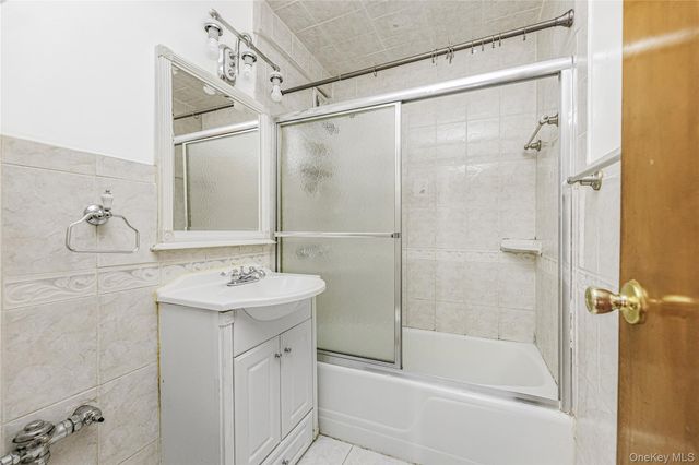 2835 Webb Avenue 3A, Bronx, NY 10468