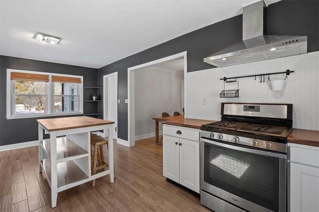 12802 7th Street, Grandview, MO 64030