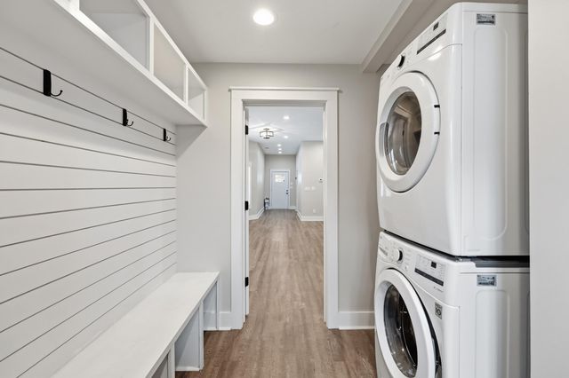 638 N Limestone, Lexington, KY 40508