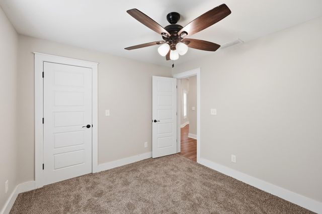 638 N Limestone, Lexington, KY 40508