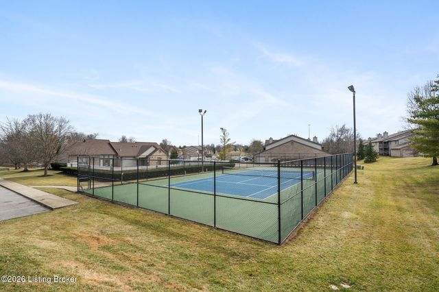 1209 Taxus Top Ln 201, Louisville, KY 40243