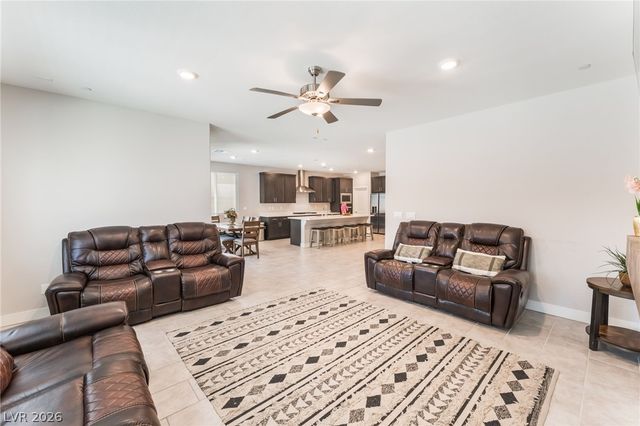 1867 Michael Springs Place, North Las Vegas, NV 89084