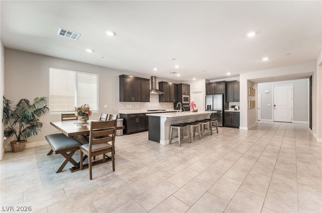 1867 Michael Springs Place, North Las Vegas, NV 89084