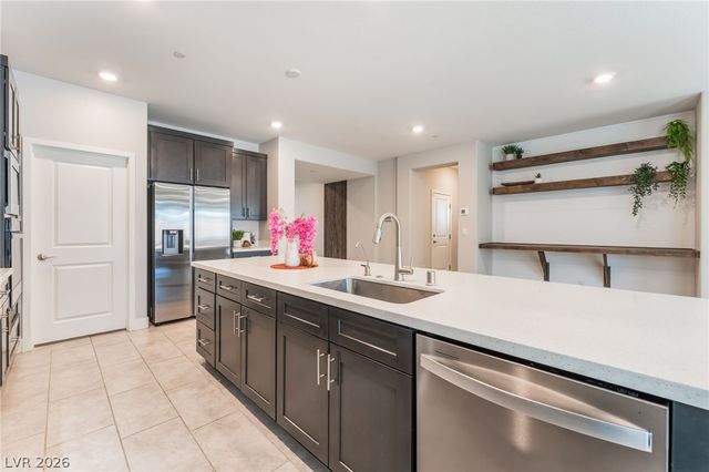1867 Michael Springs Place, North Las Vegas, NV 89084