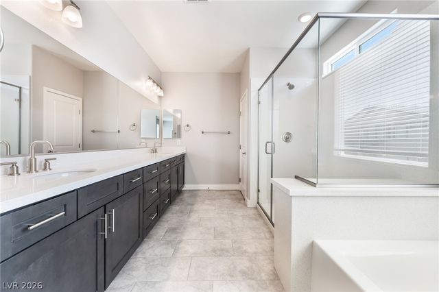 1867 Michael Springs Place, North Las Vegas, NV 89084