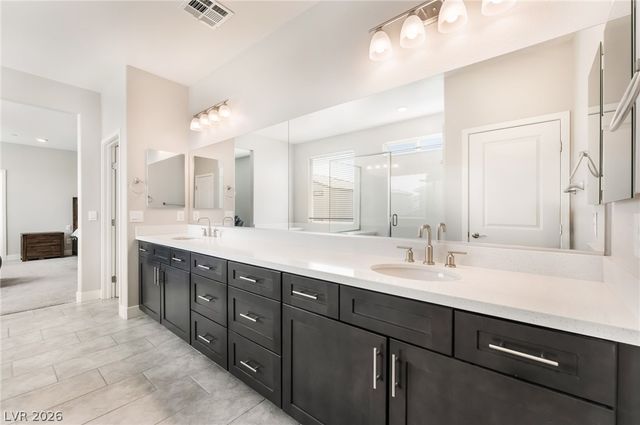 1867 Michael Springs Place, North Las Vegas, NV 89084