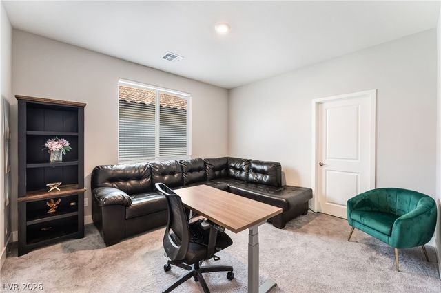 1867 Michael Springs Place, North Las Vegas, NV 89084