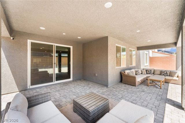 1867 Michael Springs Place, North Las Vegas, NV 89084