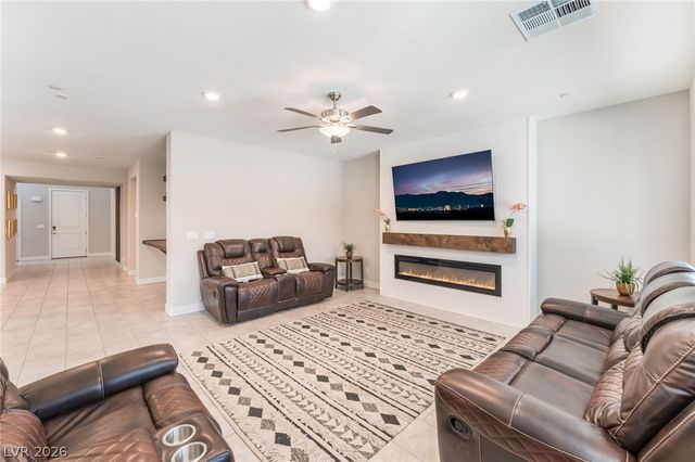 1867 Michael Springs Place, North Las Vegas, NV 89084