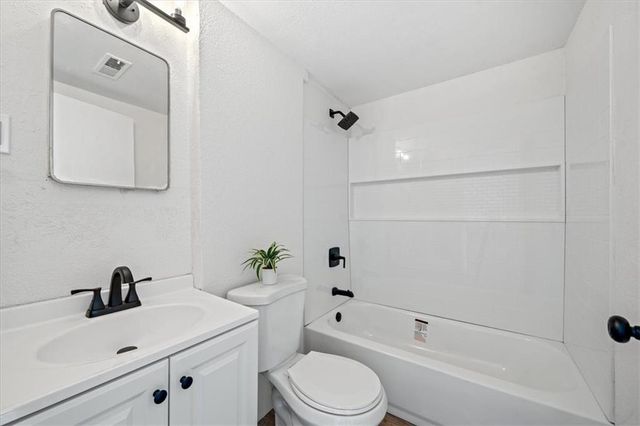 728 S Kansas Avenue, Olathe, KS 66061