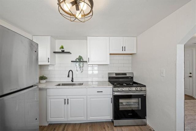 728 S Kansas Avenue, Olathe, KS 66061