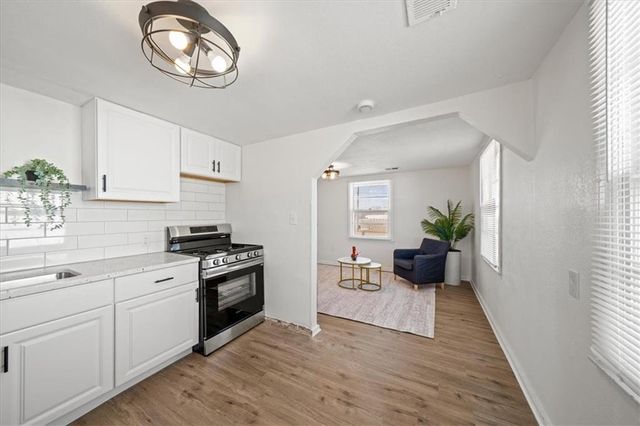 728 S Kansas Avenue, Olathe, KS 66061