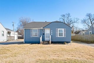 728 S Kansas Avenue, Olathe, KS 66061