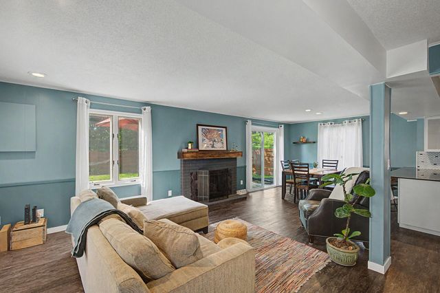 2725 Parkview Boulevard, Robbinsdale, MN 55422