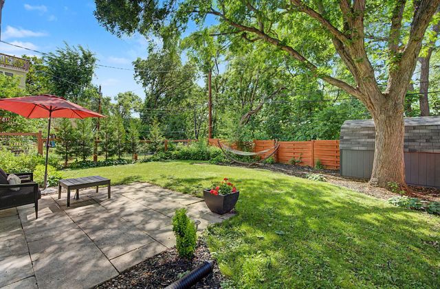 2725 Parkview Boulevard, Robbinsdale, MN 55422